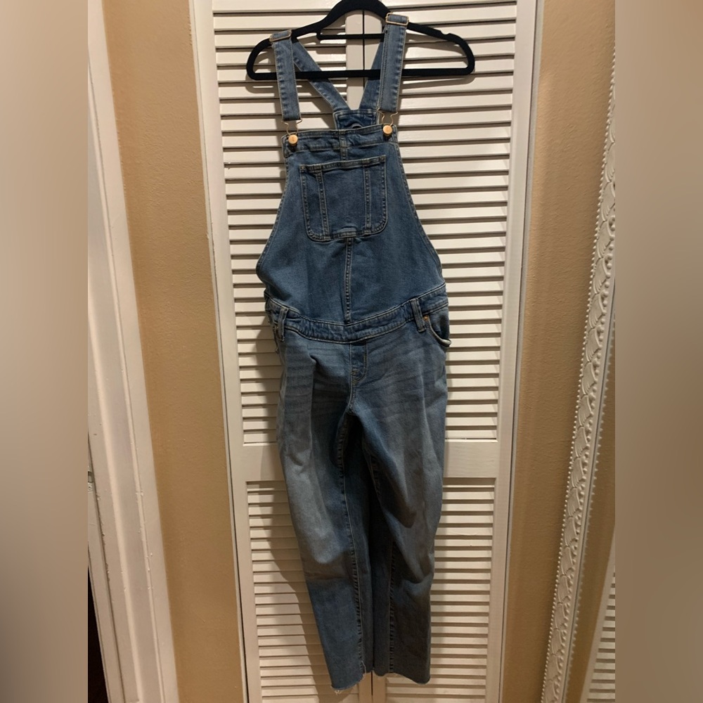Isabel Maternity Denim Overalls SIZE 4. NWOT